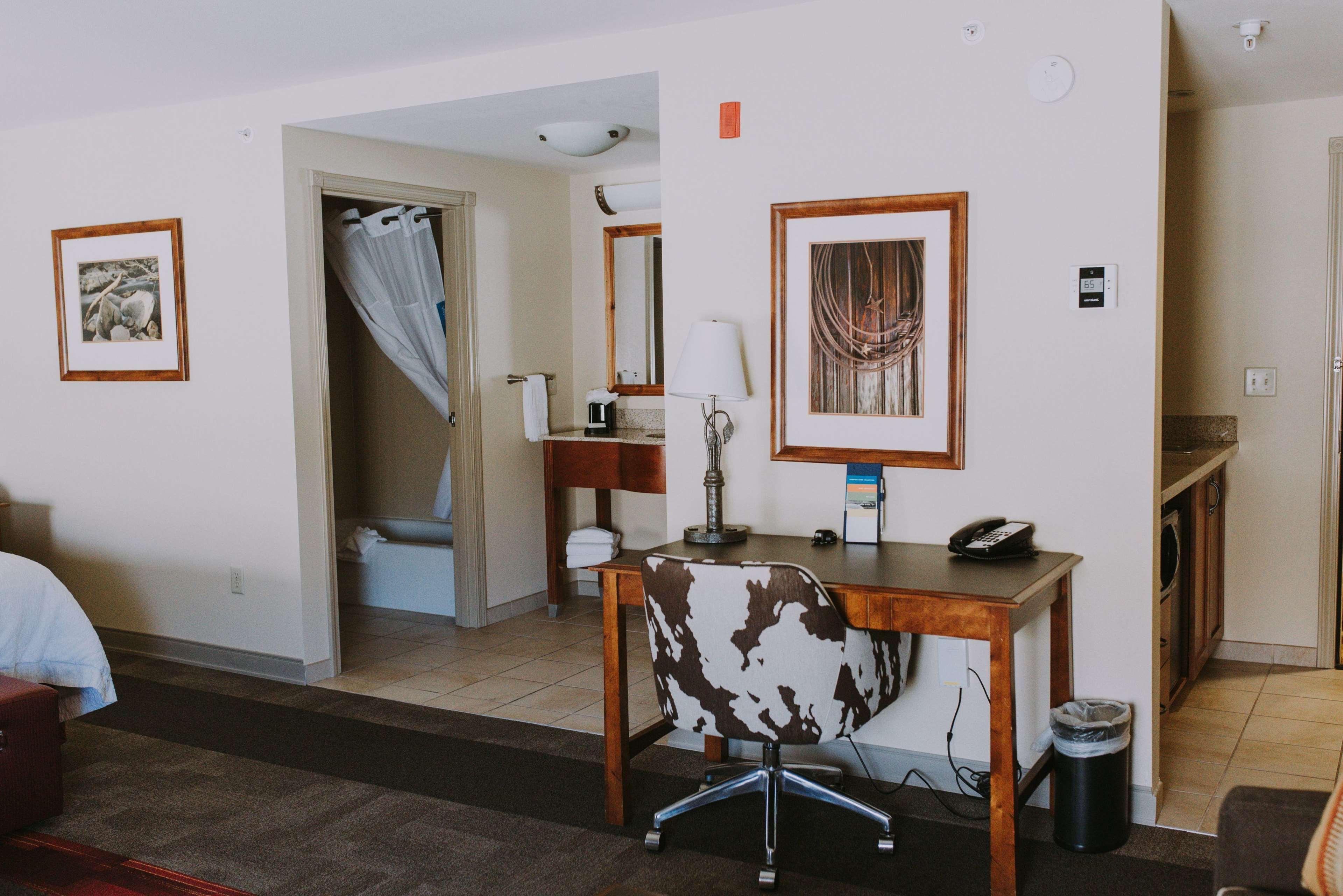Hampton Inn & Suites Грин-Ривер Экстерьер фото