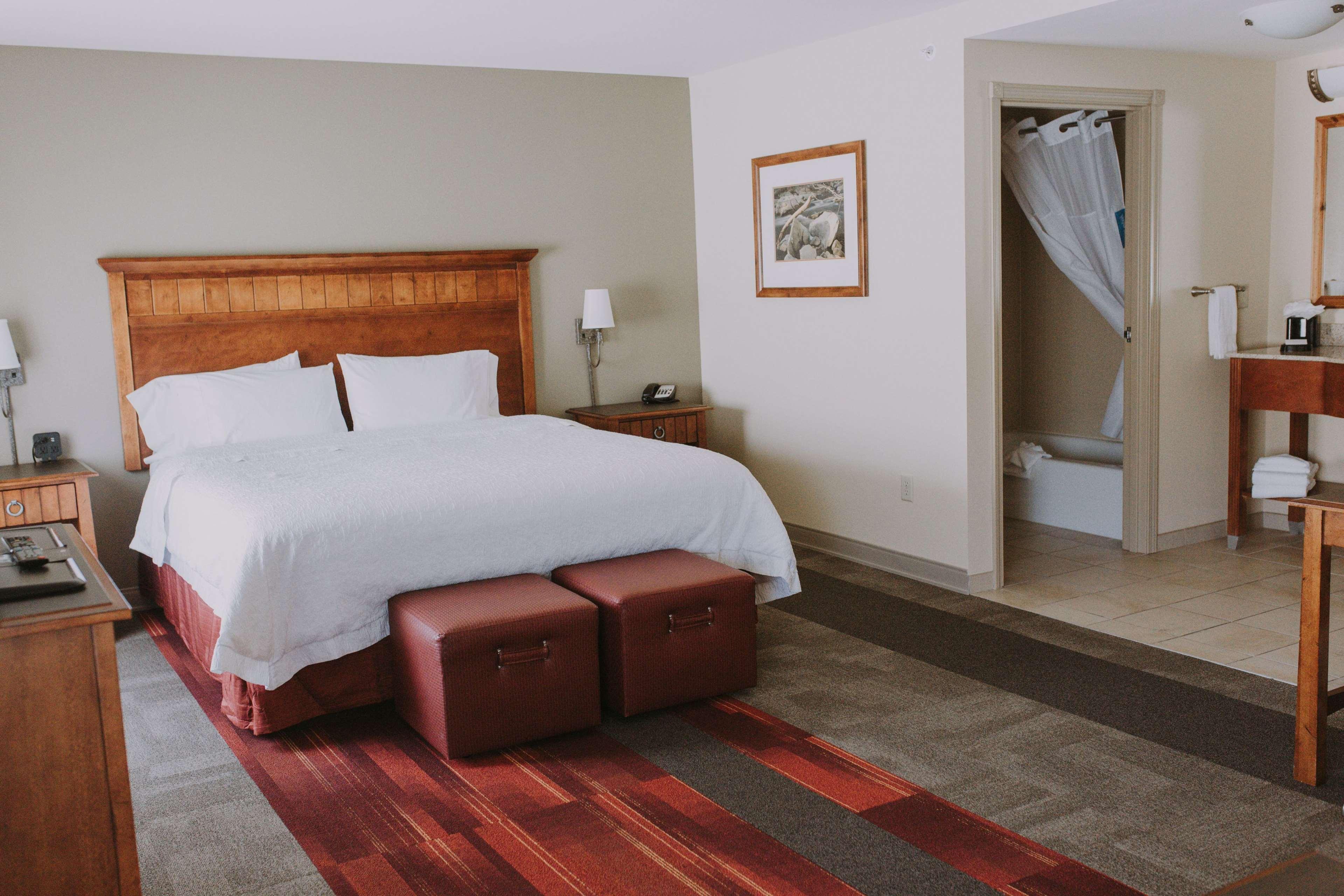 Hampton Inn & Suites Грин-Ривер Экстерьер фото