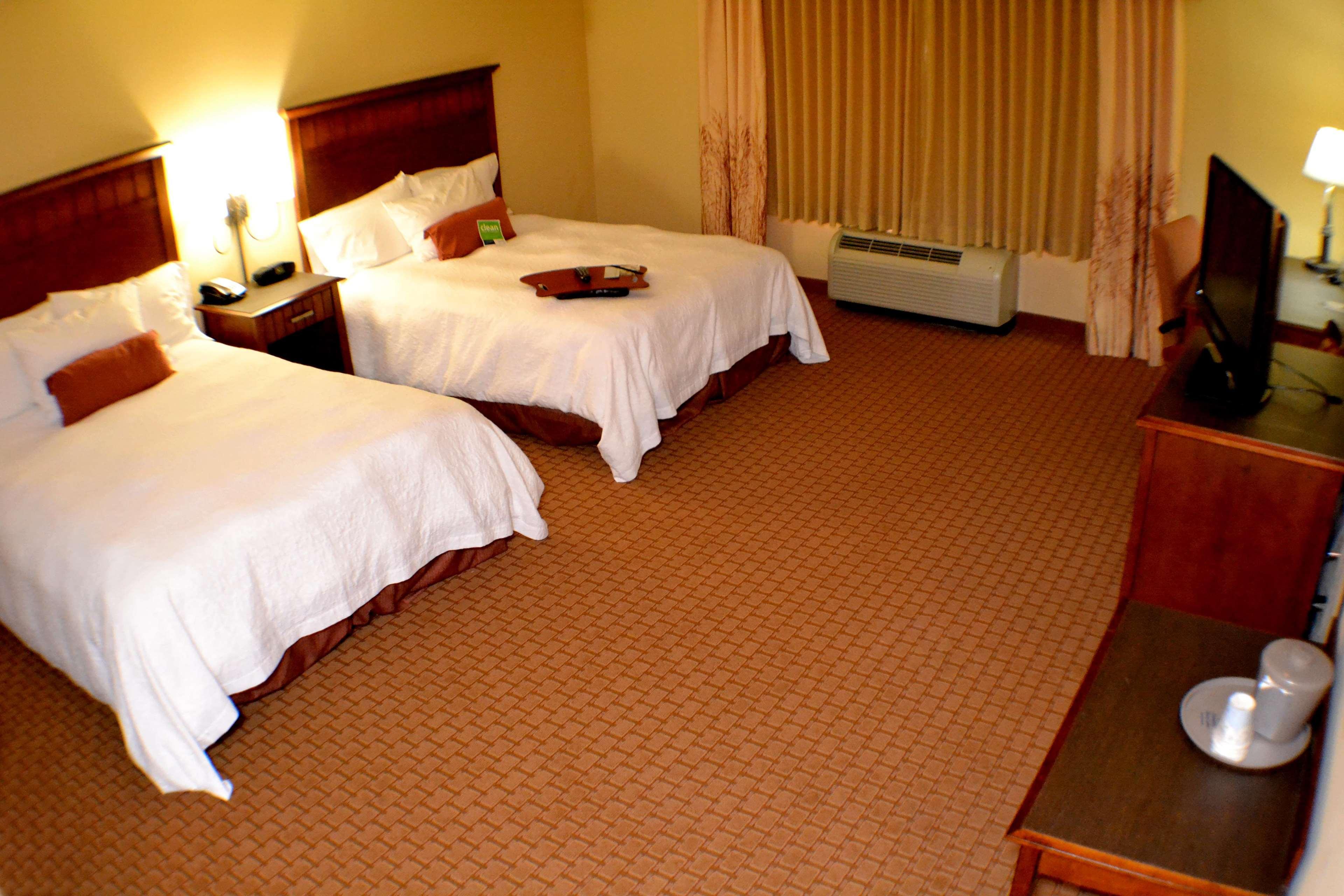Hampton Inn & Suites Грин-Ривер Номер фото