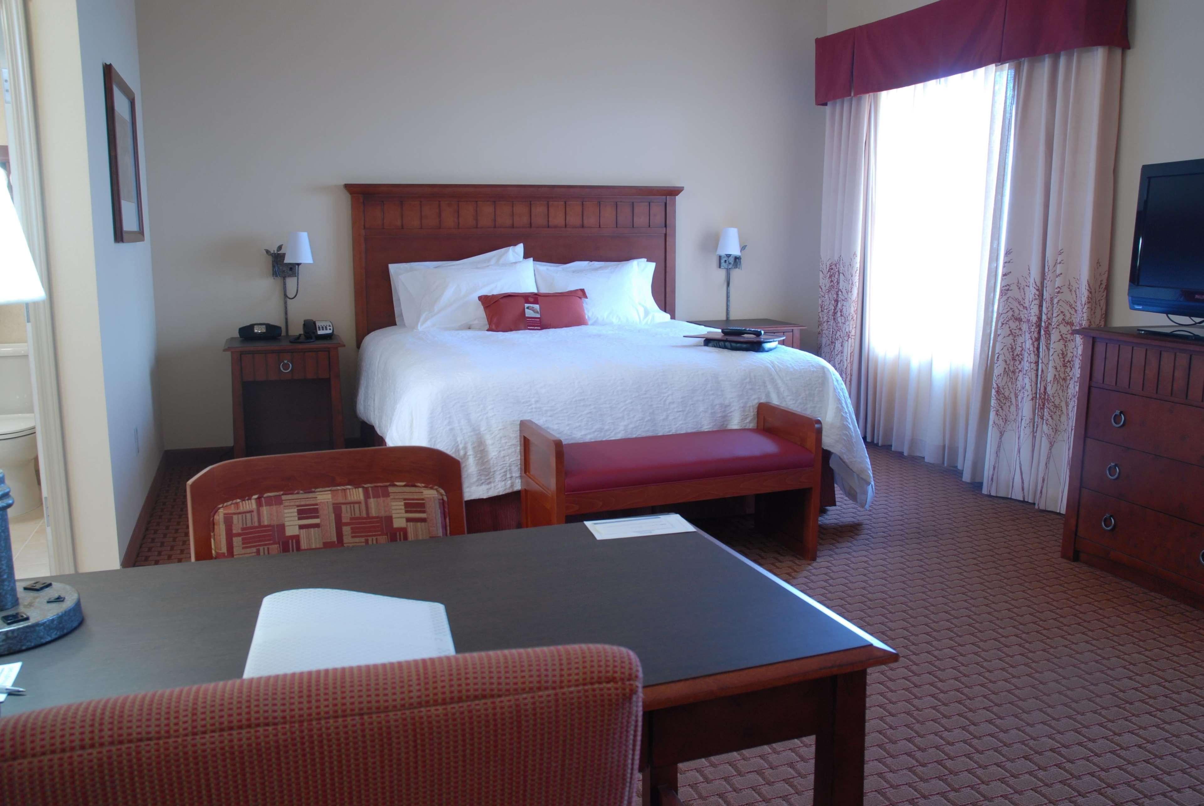 Hampton Inn & Suites Грин-Ривер Номер фото
